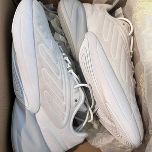 Adidas Ozelia
